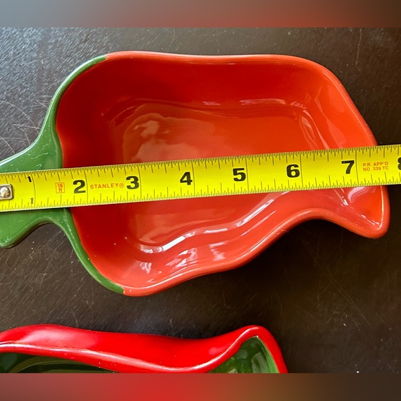 Chili Pepper serving/dip dishes & 🌶️ stainless steel cooling rack. - Picture 15 of 17